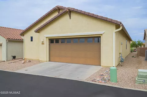 Exterior - 14037 E Cariole St, Vail, AZ 85641 photo 5 of 6
