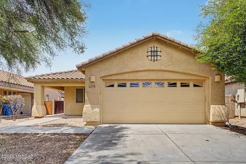 6700 W Quailwood Way, Tucson, AZ 85757
