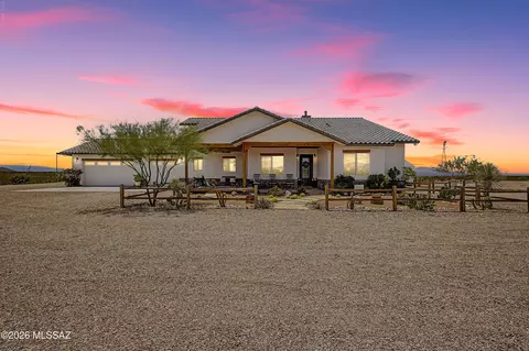 998 W Cholla Trl, Tombstone, AZ 85638