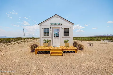 Exterior - 998 W Cholla Trl, Tombstone, AZ 85638 photo 9 of 12