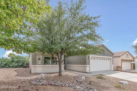 7534 E Navigator, Tucson, AZ 85756