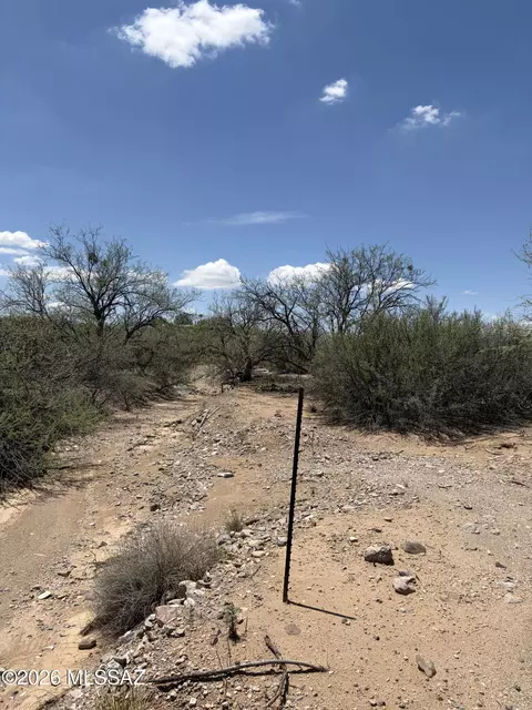 Calle Siete Road, Green Valley, AZ 85622