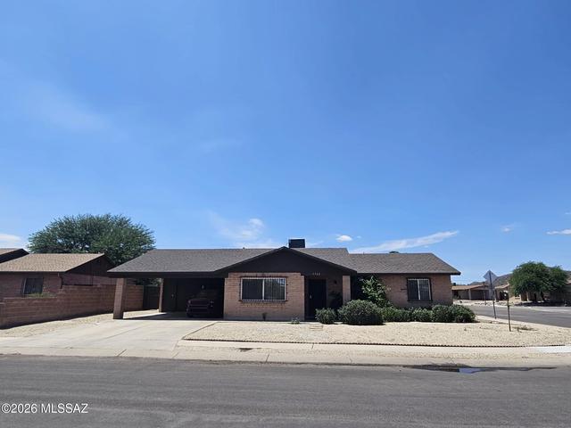 5542 S Oak Ridge Dr, Tucson, AZ 85746