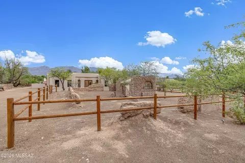 Exterior - 5259 E Fort Lowell Rd, Tucson, AZ 85712 photo 2 of 16