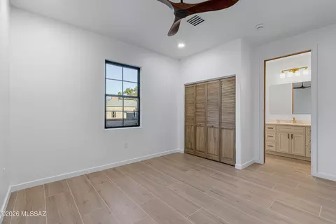 Bedroom - 5259 E Fort Lowell Rd, Tucson, AZ 85712 photo 1 of 2