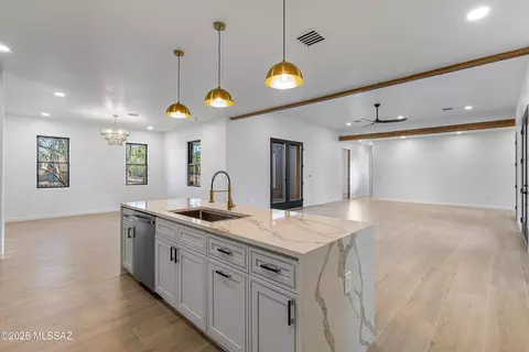 Kitchen - 5259 E Fort Lowell Rd, Tucson, AZ 85712 photo 4 of 4