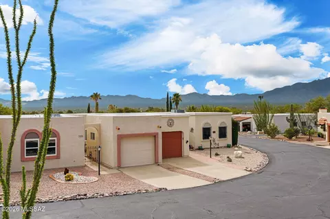 572 W Ocotillo Pl, Green Valley, AZ 85614