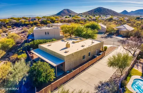 3078 W Desert Bird Ct, Tucson, AZ 85745