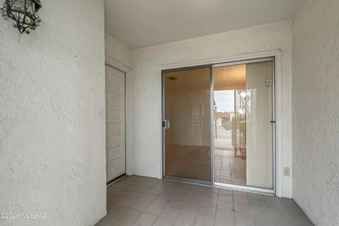 Exterior - 660 E River Rd #J, Tucson, AZ 85704 photo 1 of 2