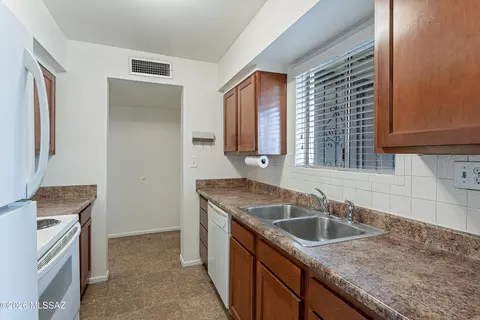 Kitchen - 660 E River Rd #J, Tucson, AZ 85704 photo 2 of 3