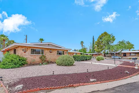Exterior - 5972 E Hampton St, Tucson, AZ 85712 photo 2 of 8