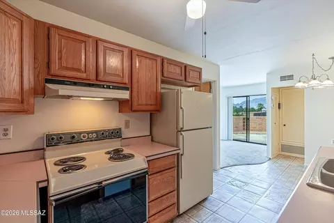 Kitchen - 5972 E Hampton St, Tucson, AZ 85712 photo 6 of 6