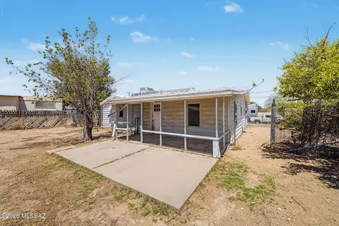 Exterior - 6210 S Euclid Ave, Tucson, AZ 85706 photo 7 of 8