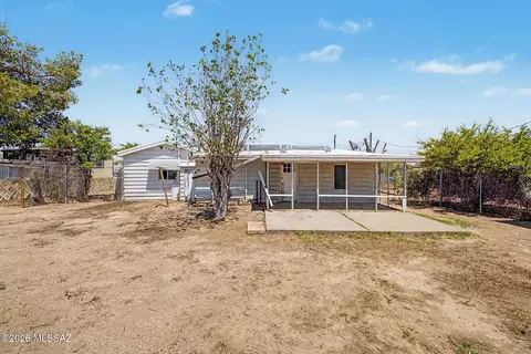 Exterior - 6210 S Euclid Ave, Tucson, AZ 85706 photo 6 of 8