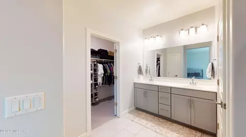 Bath - 14208 E Axle Dr, Vail, AZ 85641 photo 3 of 4