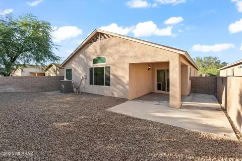 Exterior - 8806 E Mountain Spring Dr, Tucson, AZ 85747 photo 3 of 4