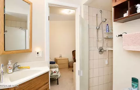 Bath - 6742 E Montecito Dr, Tucson, AZ 85710 photo 1 of 2