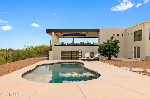 Exterior - 1331 E Thunderhead Cir, Tucson, AZ 85718 photo 4 of 8