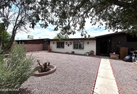 511 W Hatfield St, Tucson, AZ 85706