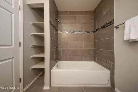 Bath - 5601 E 10th St, Tucson, AZ 85711 photo 7 of 8