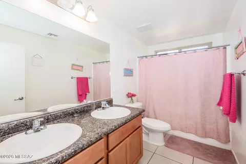 Bath - 6385 E Boldin Dr, Tucson, AZ 85756 photo 4 of 5