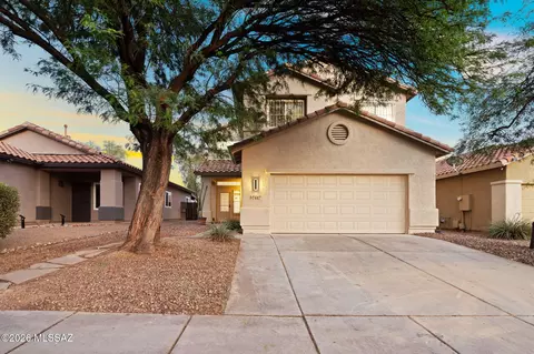 7447 W Sonesta Dr, Tucson, AZ 85743