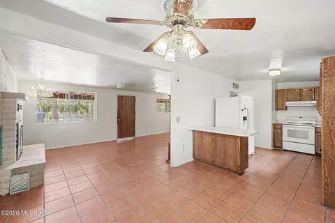 Other - 1731 E Holladay St, Tucson, AZ 85706 photo 2 of 7
