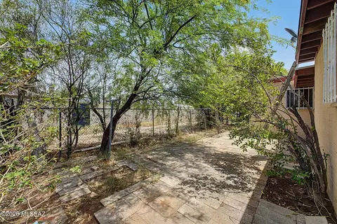 Exterior - 1731 E Holladay St, Tucson, AZ 85706 photo 10 of 10