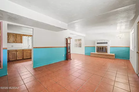 Living - 1731 E Holladay St, Tucson, AZ 85706 photo 3 of 3