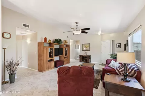 Living - 2354 W Dillon Rd, Tucson, AZ 85745 photo 1 of 4