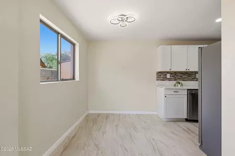 Dining - 4844 E Hampton St, Tucson, AZ 85712 photo 1 of 1