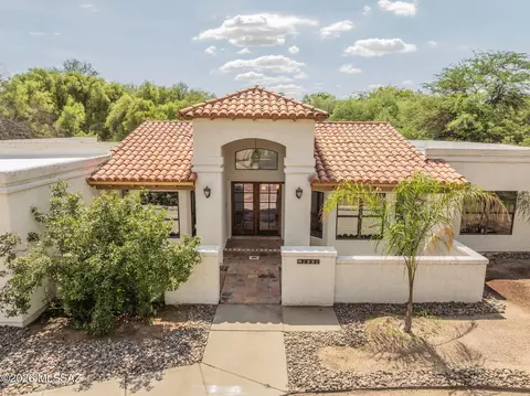 1991 N Forty Niner Dr, Tucson, AZ 85749
