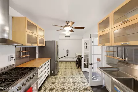 Kitchen - 175 E 12th St, Tucson, AZ 85701 photo 3 of 3