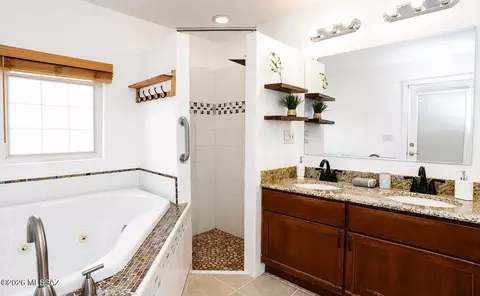 Bath - 4602 E Burns St, Tucson, AZ 85711 photo 1 of 9