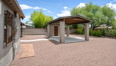 Exterior - 4602 E Burns St, Tucson, AZ 85711 photo 6 of 7