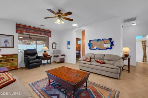Living - 7577 E Maritime Dr, Tucson, AZ 85756 photo 2 of 4