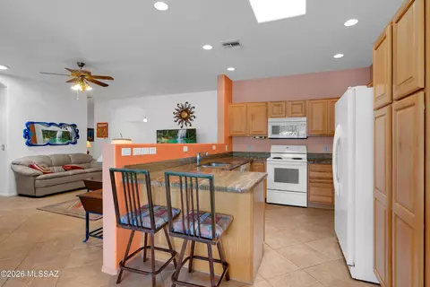 Kitchen - 7577 E Maritime Dr, Tucson, AZ 85756 photo 1 of 4