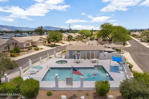 Exterior - 7577 E Maritime Dr, Tucson, AZ 85756 photo 2 of 7
