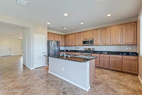 Kitchen - 11410 E Desert Raptor Loop, Tucson, AZ 85747 photo 1 of 4