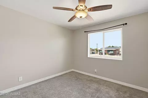 Bedroom - 6840 E 39th St, Tucson, AZ 85730 photo 2 of 6