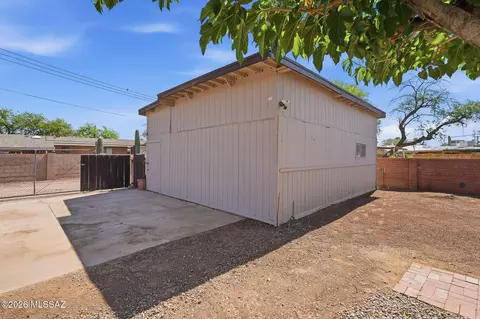 Exterior - 6840 E 39th St, Tucson, AZ 85730 photo 9 of 9