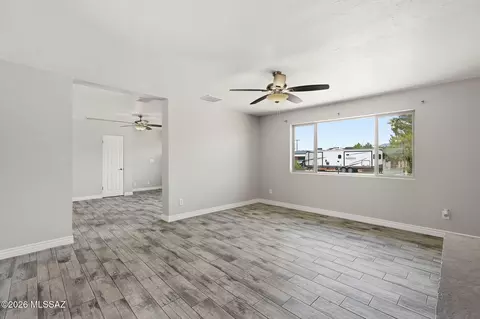 Living - 6840 E 39th St, Tucson, AZ 85730 photo 6 of 8