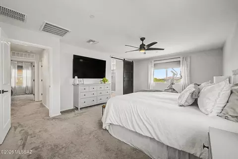 Bedroom - 14249 E Hub Dr, Vail, AZ 85641 photo 2 of 9
