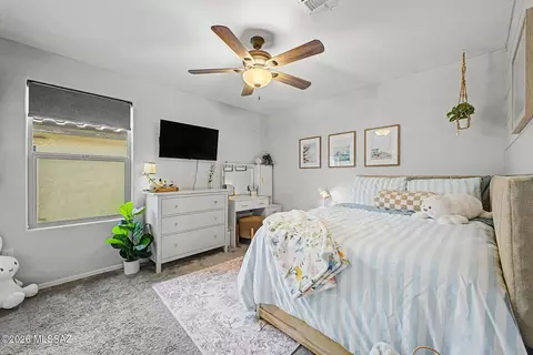 Bedroom - 14249 E Hub Dr, Vail, AZ 85641 photo 8 of 9
