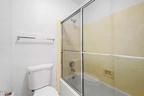 Bath - 7891 E Roget Dr, Tucson, AZ 85710 photo 2 of 3