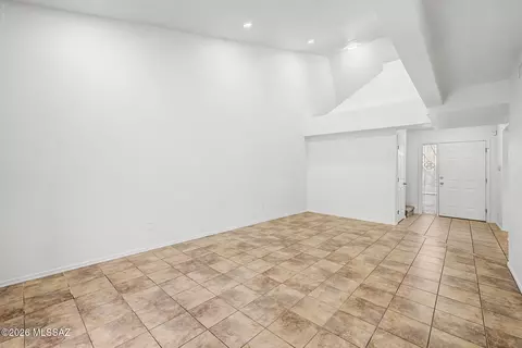Living - 7891 E Roget Dr, Tucson, AZ 85710 photo 1 of 2