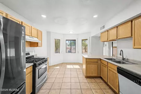 Kitchen - 7891 E Roget Dr, Tucson, AZ 85710 photo 2 of 2