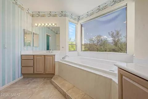 Bath - 11743 E Limberlost Rd, Tucson, AZ 85749 photo 1 of 6