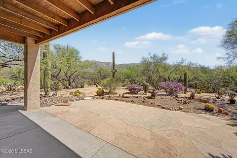 Exterior - 11743 E Limberlost Rd, Tucson, AZ 85749 photo 6 of 8