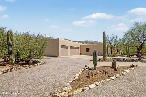 Exterior - 11743 E Limberlost Rd, Tucson, AZ 85749 photo 2 of 8